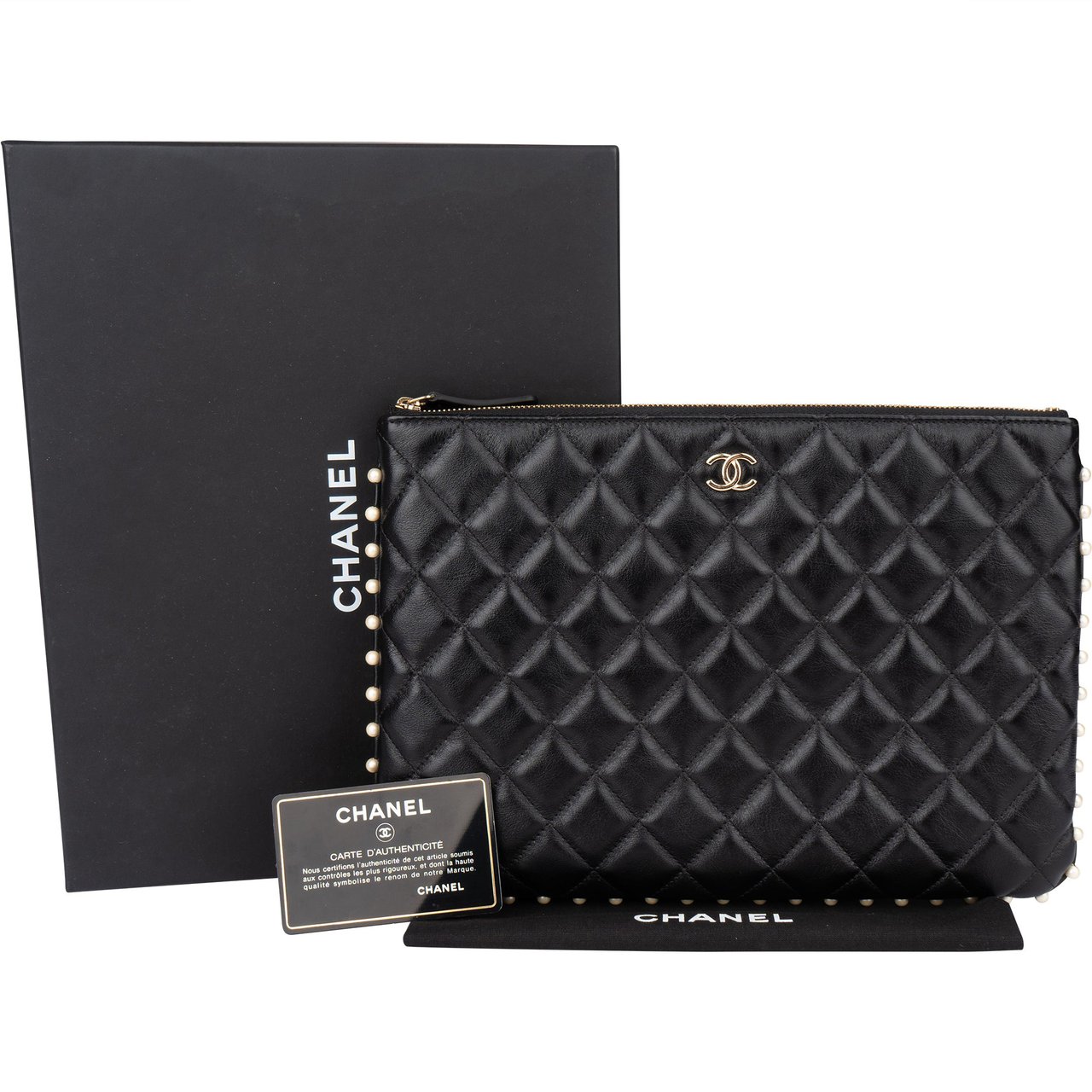 Chanel Chanel Quilted Lambskin ARCHIVE PIECE Pearl CC Clutch Zwart