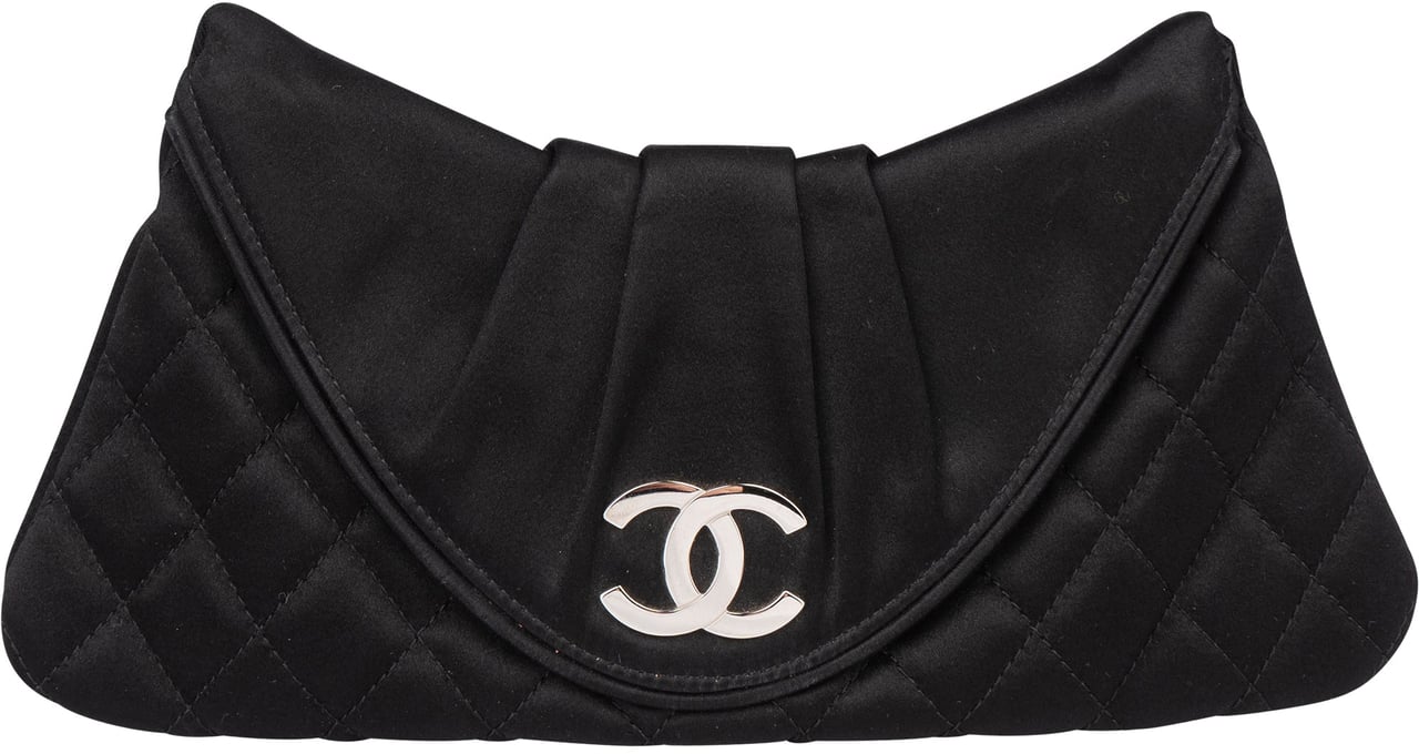 Chanel Chanel Palladium CC Satin Halfmoon Clutch Zwart
