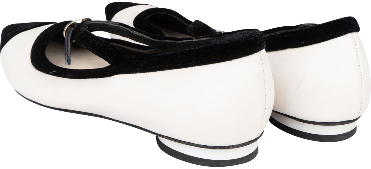 Chanel Chanel Bicolor Satin CC Mary Jane Ballerinas (37C) Wit