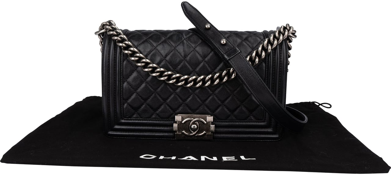 Chanel Chanel Quilted Calfskin Antique Boy Single Flap Crossbody Bag Zwart