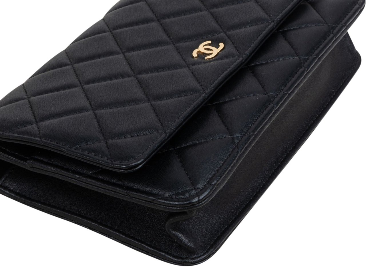 Chanel Quilted Lambskin Wallet On Chain Crossbody Bag Zwart