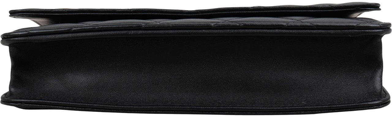 Chanel Quilted Lambskin Wallet On Chain Crossbody Bag Zwart