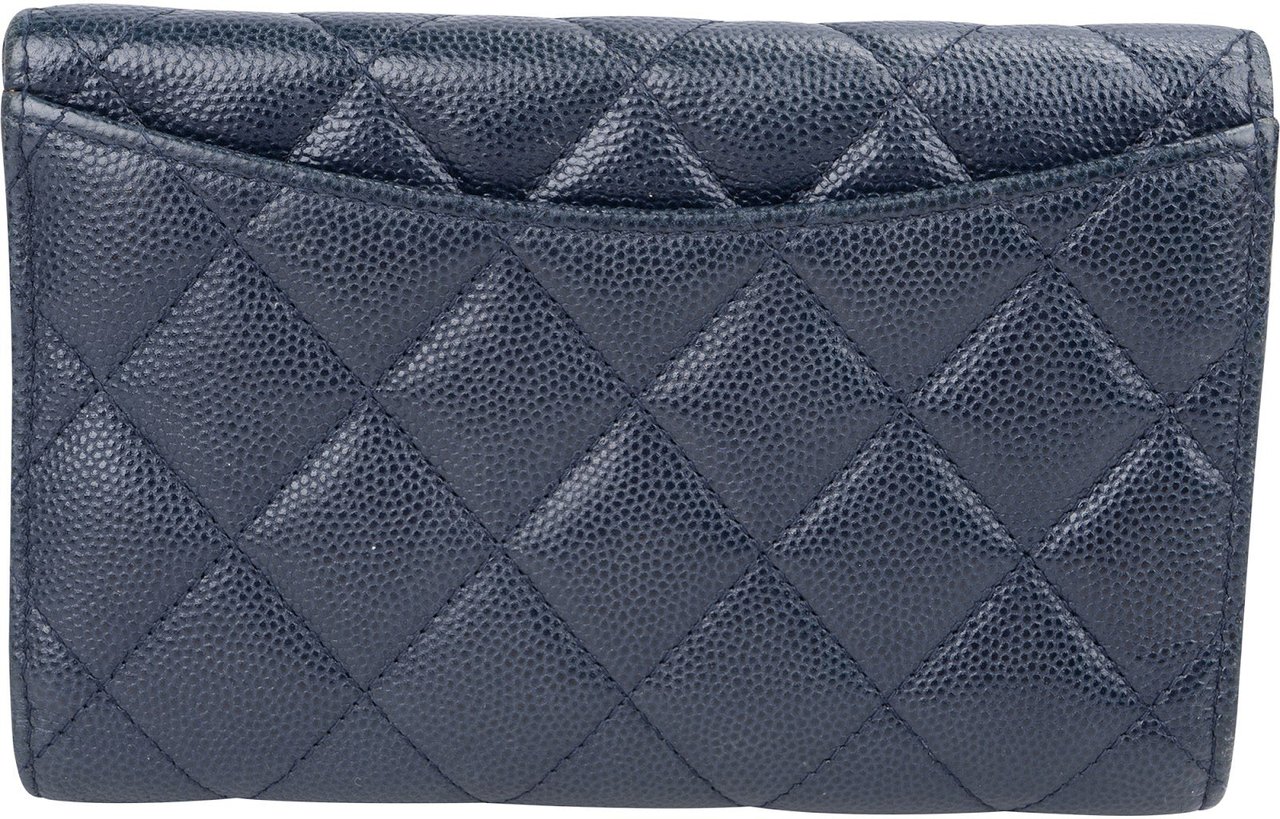 Chanel Quilted Caviar Leather Classic Flap Wallet Blauw