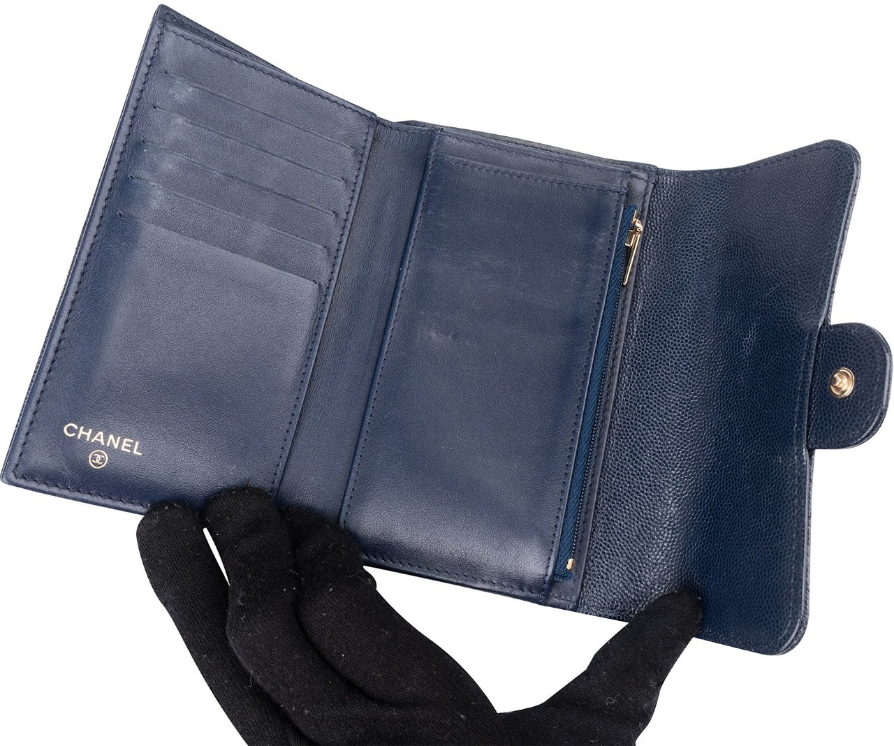 Chanel Quilted Caviar Leather Classic Flap Wallet Blauw