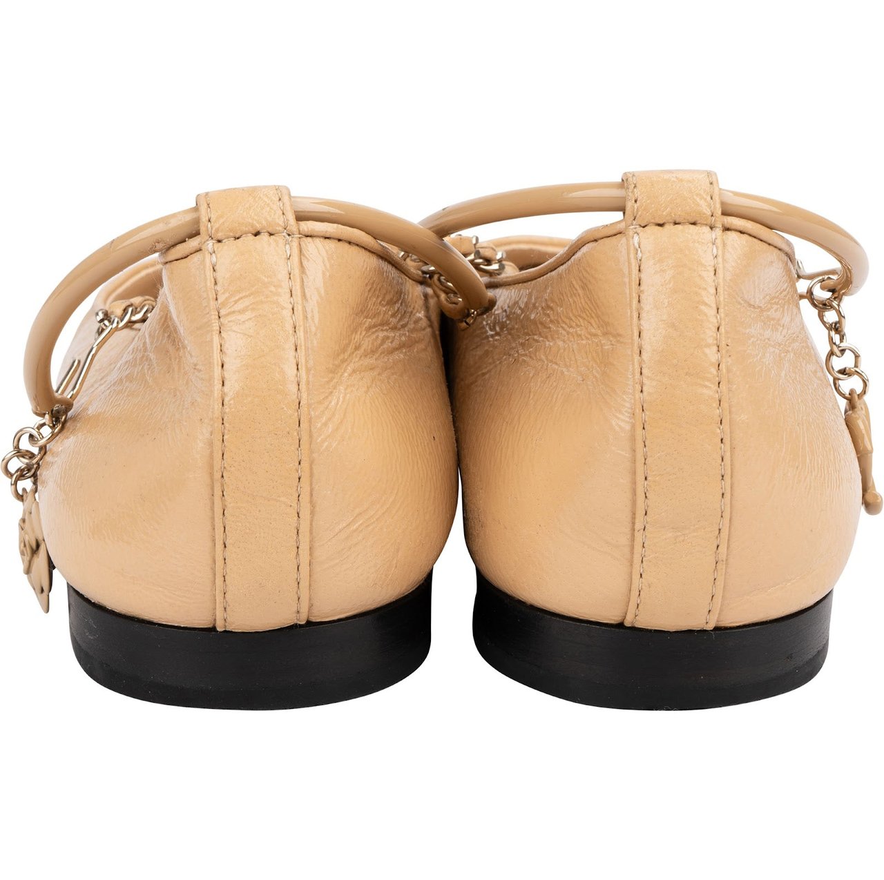 Chanel Bicolor Crinkled Leather Cap-Toe Chain Ballerina Flats (36) Beige