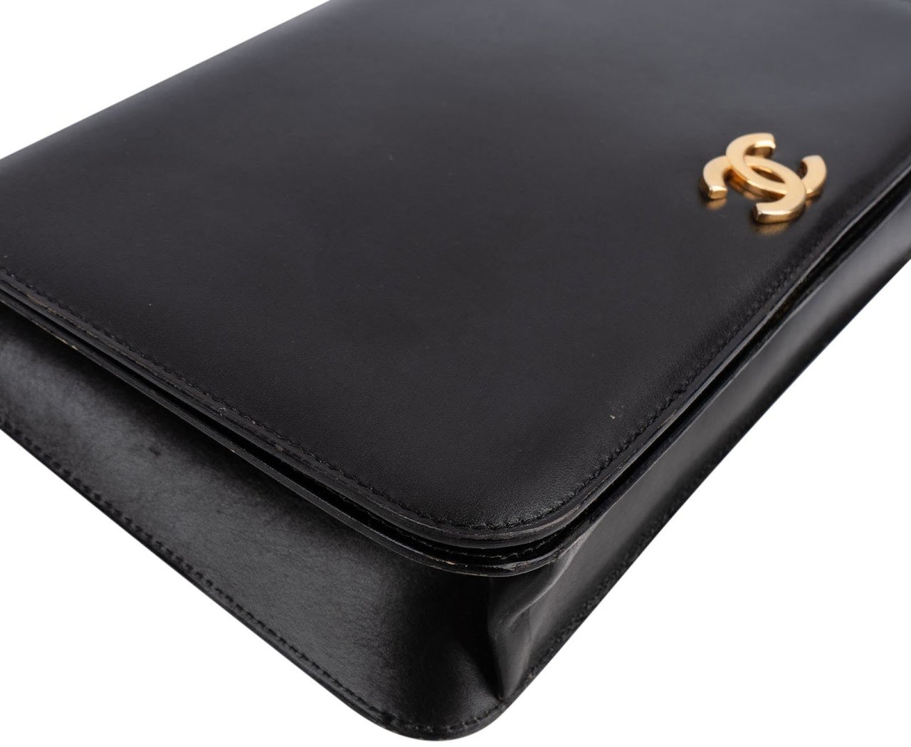 Chanel Noir Boxcalf CC Single Flap Shoulder Bag Zwart