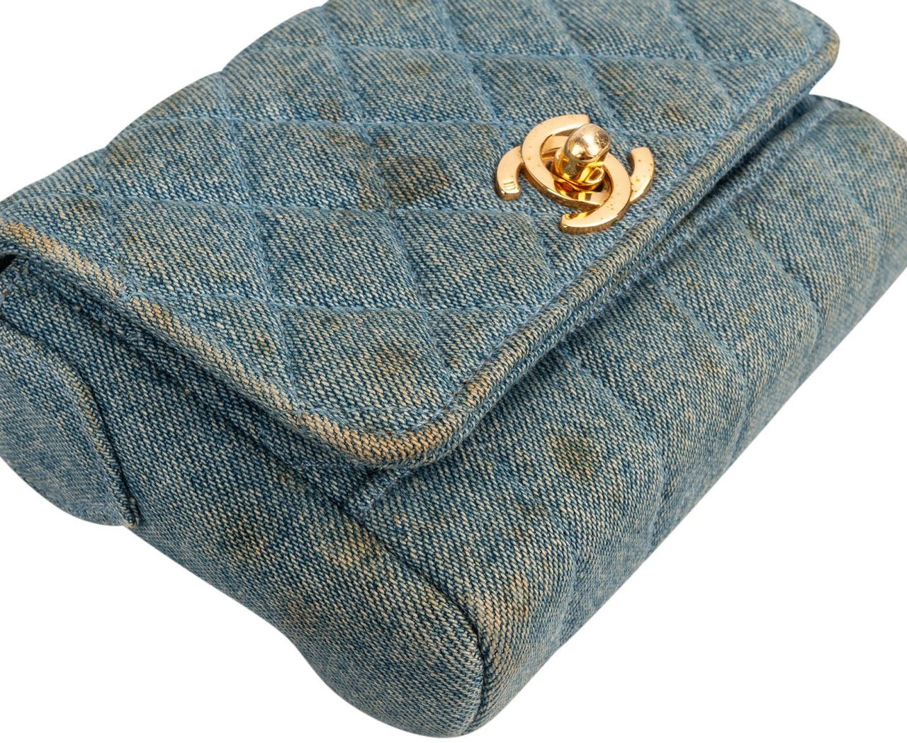 Chanel Iconic Quilted Denim 24K Gold Single Flap Runaway Shoulder Bag Blauw