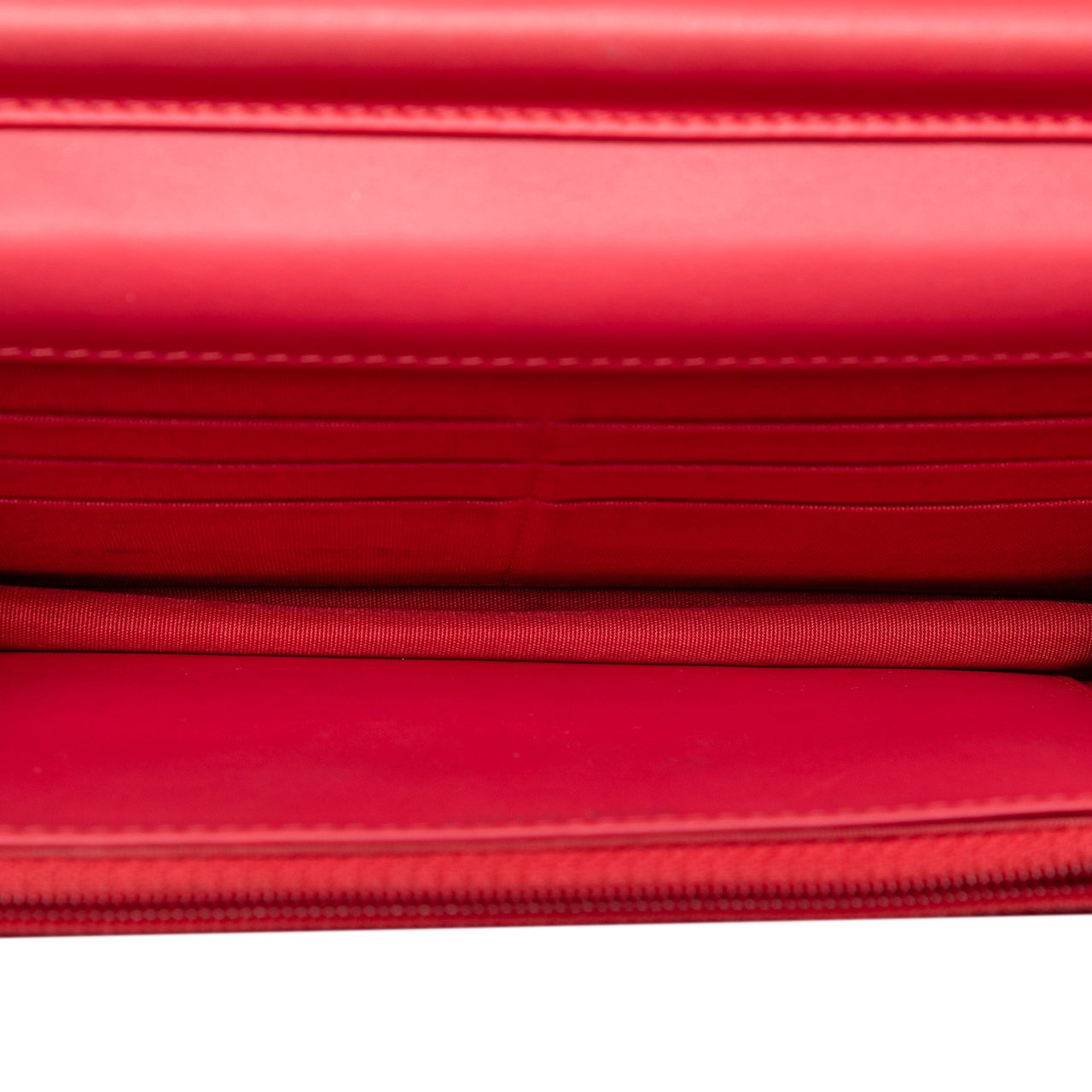 Chanel CC Patent Diamond Quilted Wallet On Chain Rood