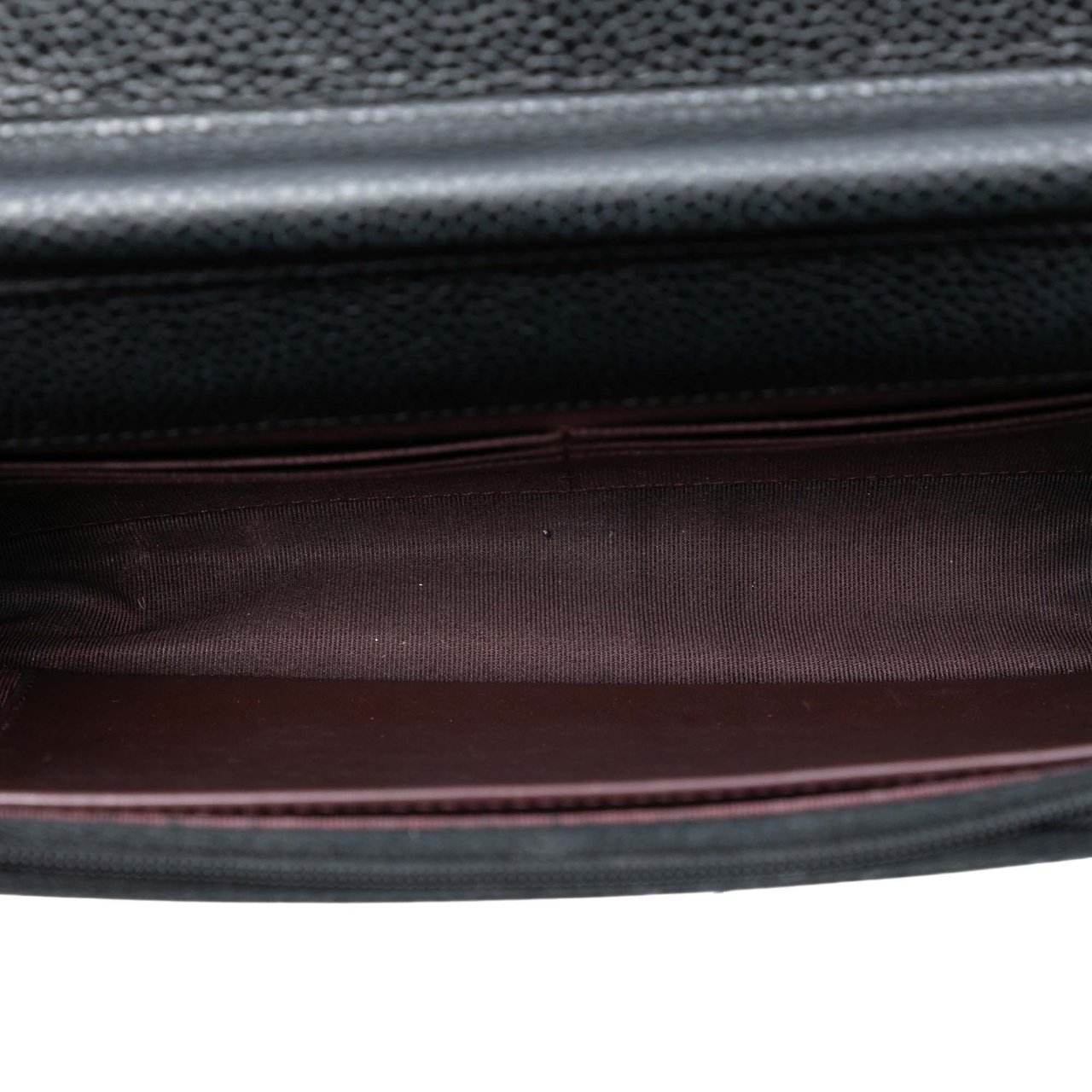 Chanel CC Quilted Caviar Wallet on Chain Zwart