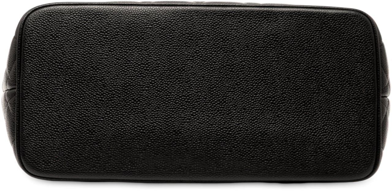 Chanel Caviar Medallion Tote Zwart