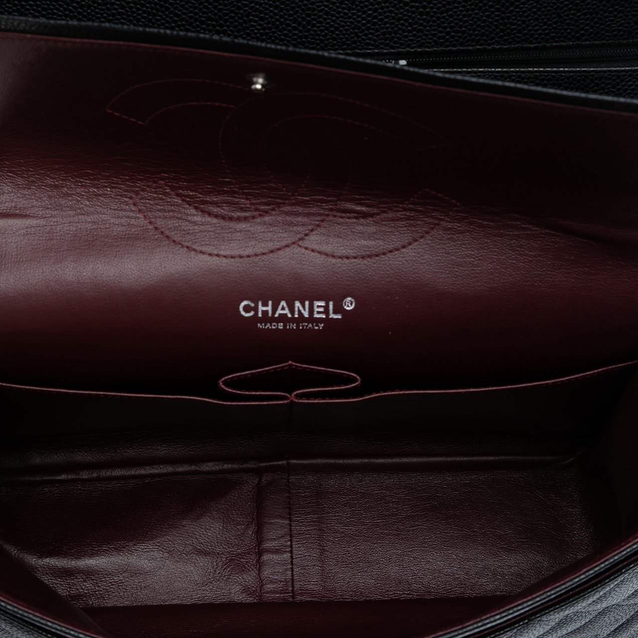 Chanel Jumbo Classic Caviar Double Flap Zwart