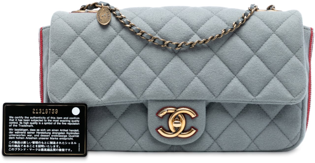 Chanel Paris Salzburg Medium Quilted Felt CC Eyelet Flap Grijs