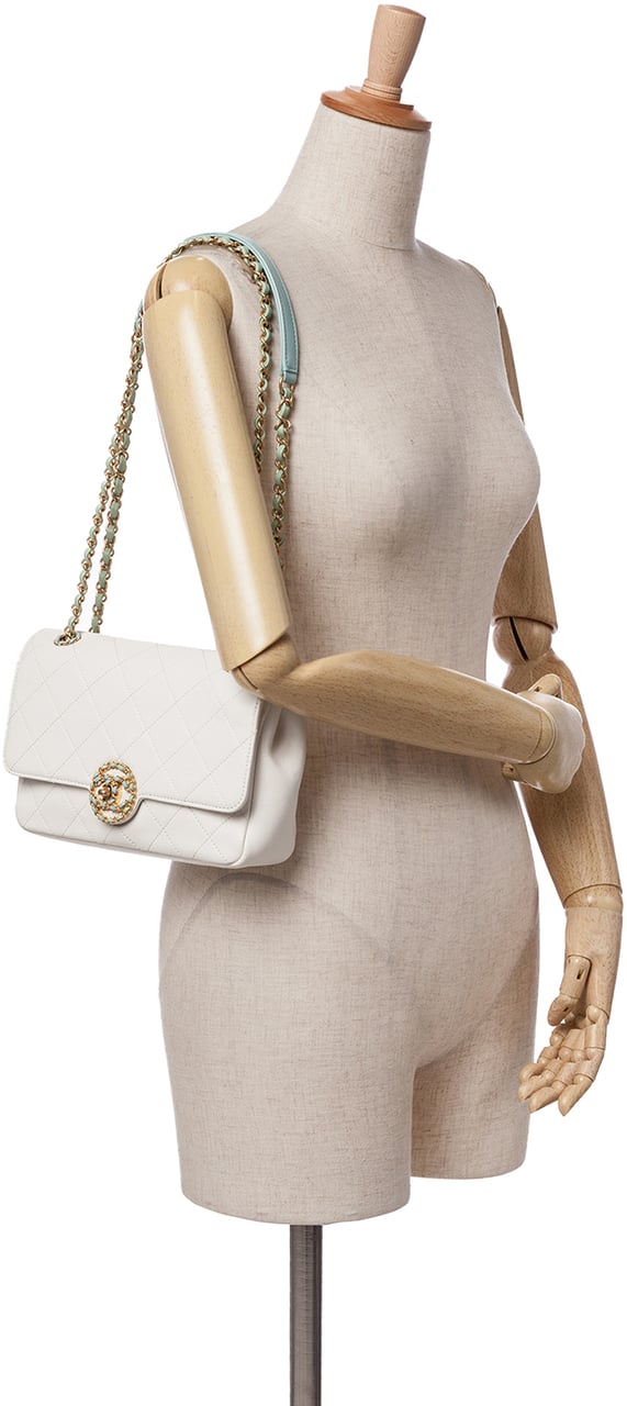 Chanel CC Quilted Calfskin Single Flap Wit