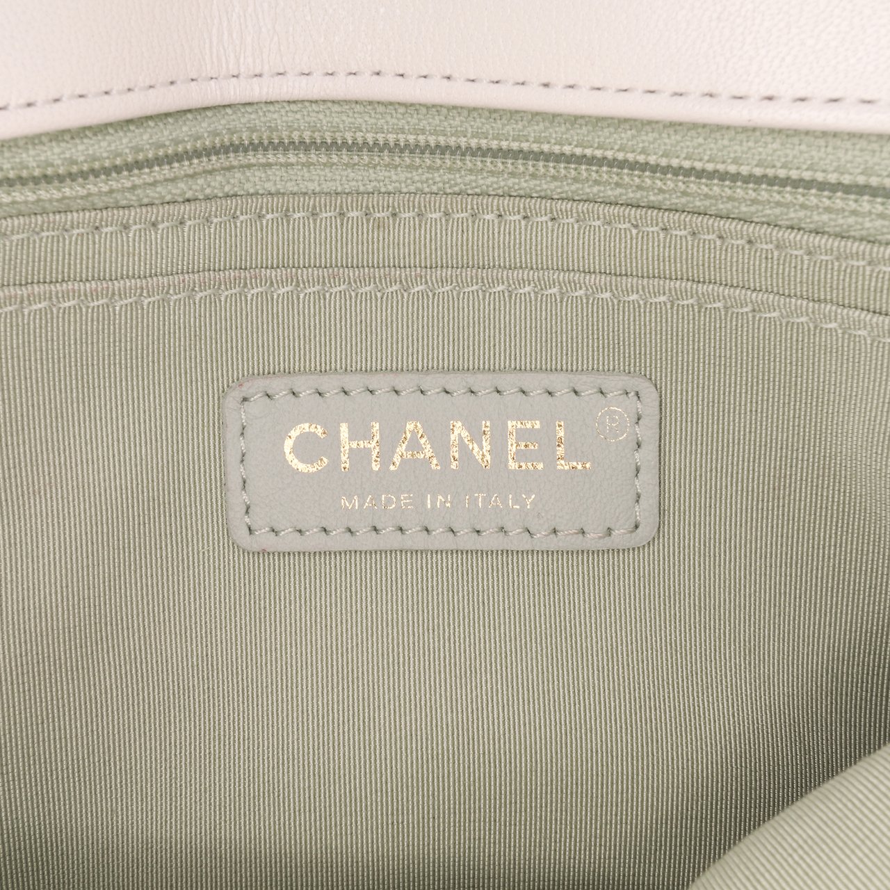 Chanel CC Quilted Calfskin Single Flap Wit