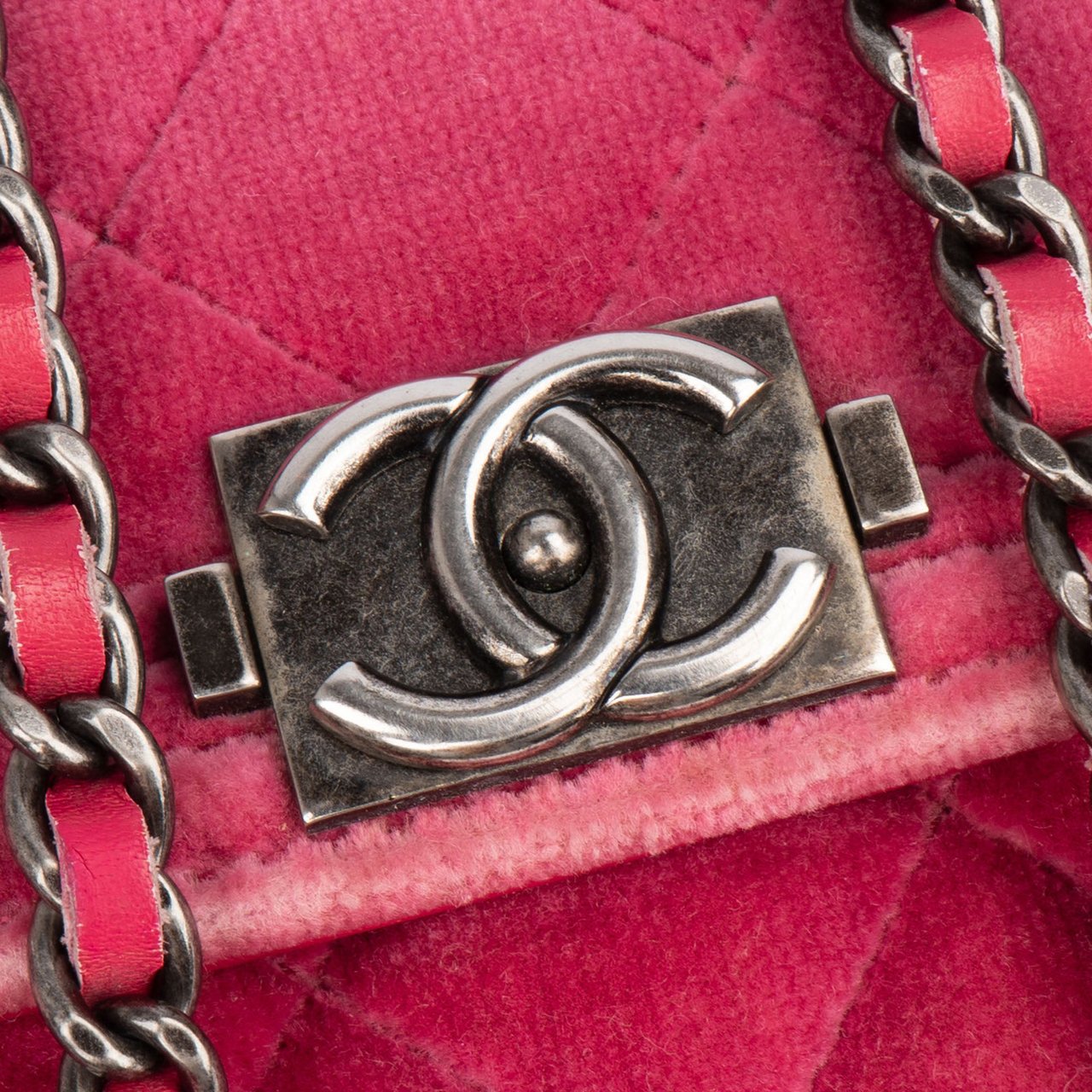 Chanel Chanel Quilted Satin Antique Boy Wallet On Chain Crossbody Bag Roze