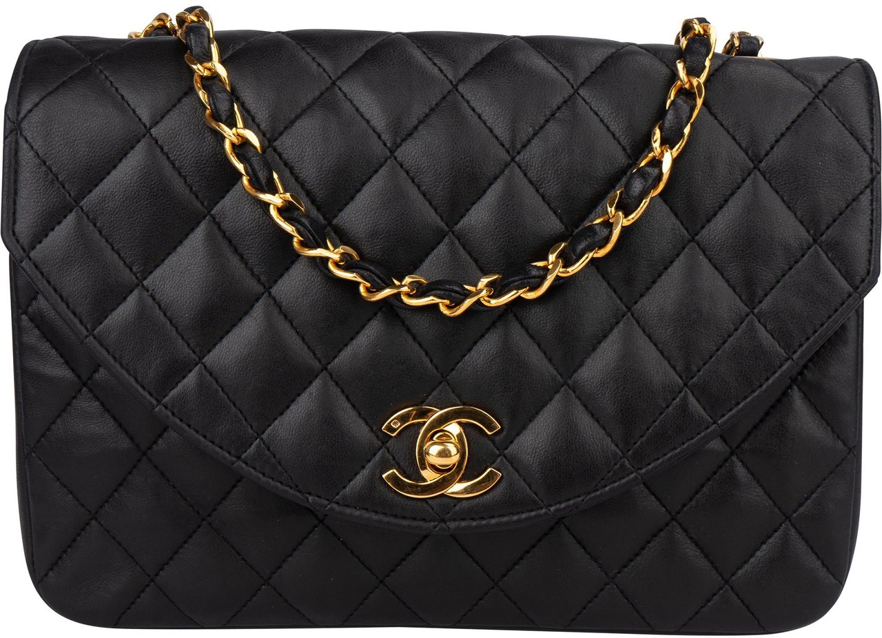 Chanel Chanel Quilted Lambskin 24K Gold Single Flap Crossbody Bag Zwart