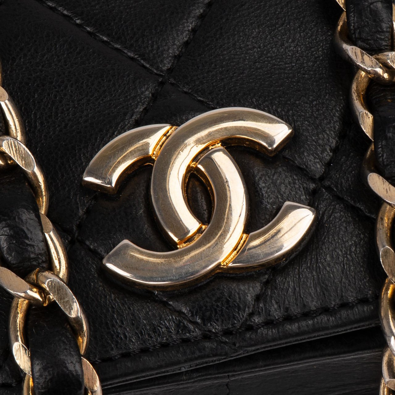 Chanel Chanel Quilted Lambskin Single Flap Shoulder Bag Divers