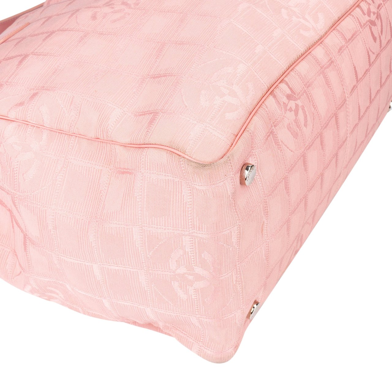 Chanel Chanel Travel Line Monogram Handbag Roze