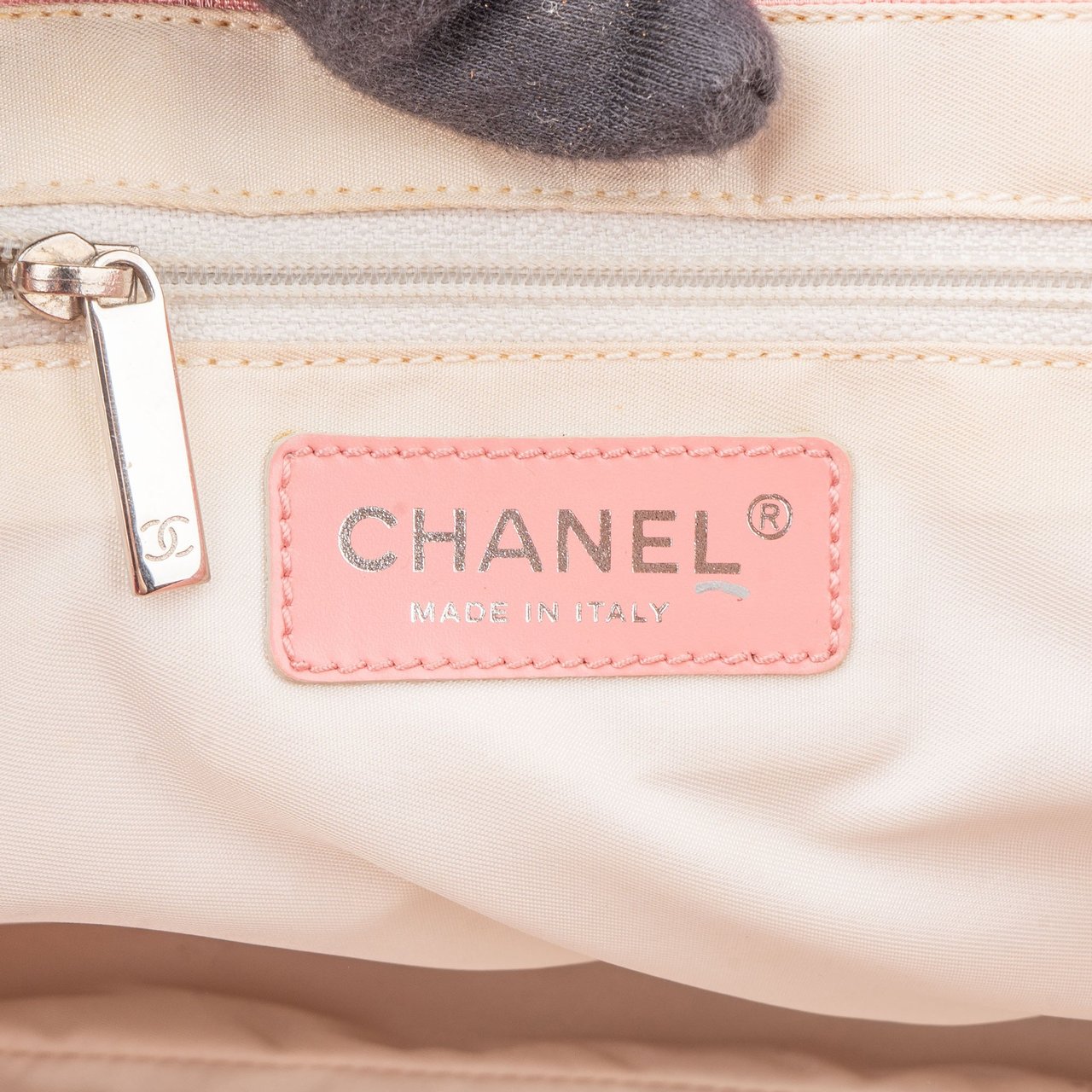Chanel Chanel Travel Line Monogram Handbag Roze