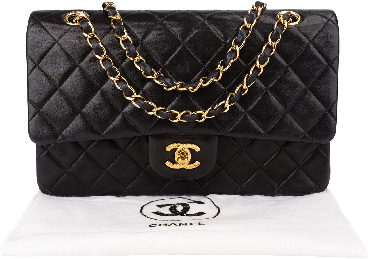 Chanel Chanel Quilted Lambskin 24K Gold Double Flap Crossbody Bag Zwart