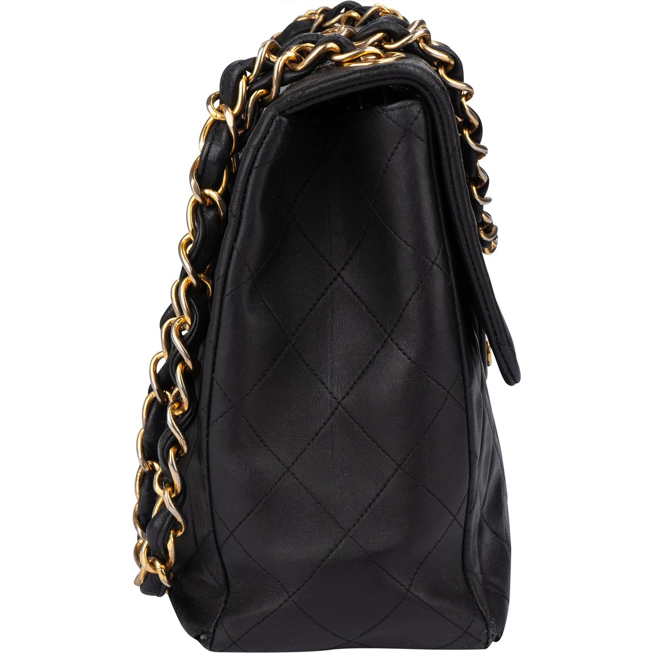 Chanel Chanel Quilted Lambskin 24K Gold Maxi Single Flap Crossbody Bag Zwart