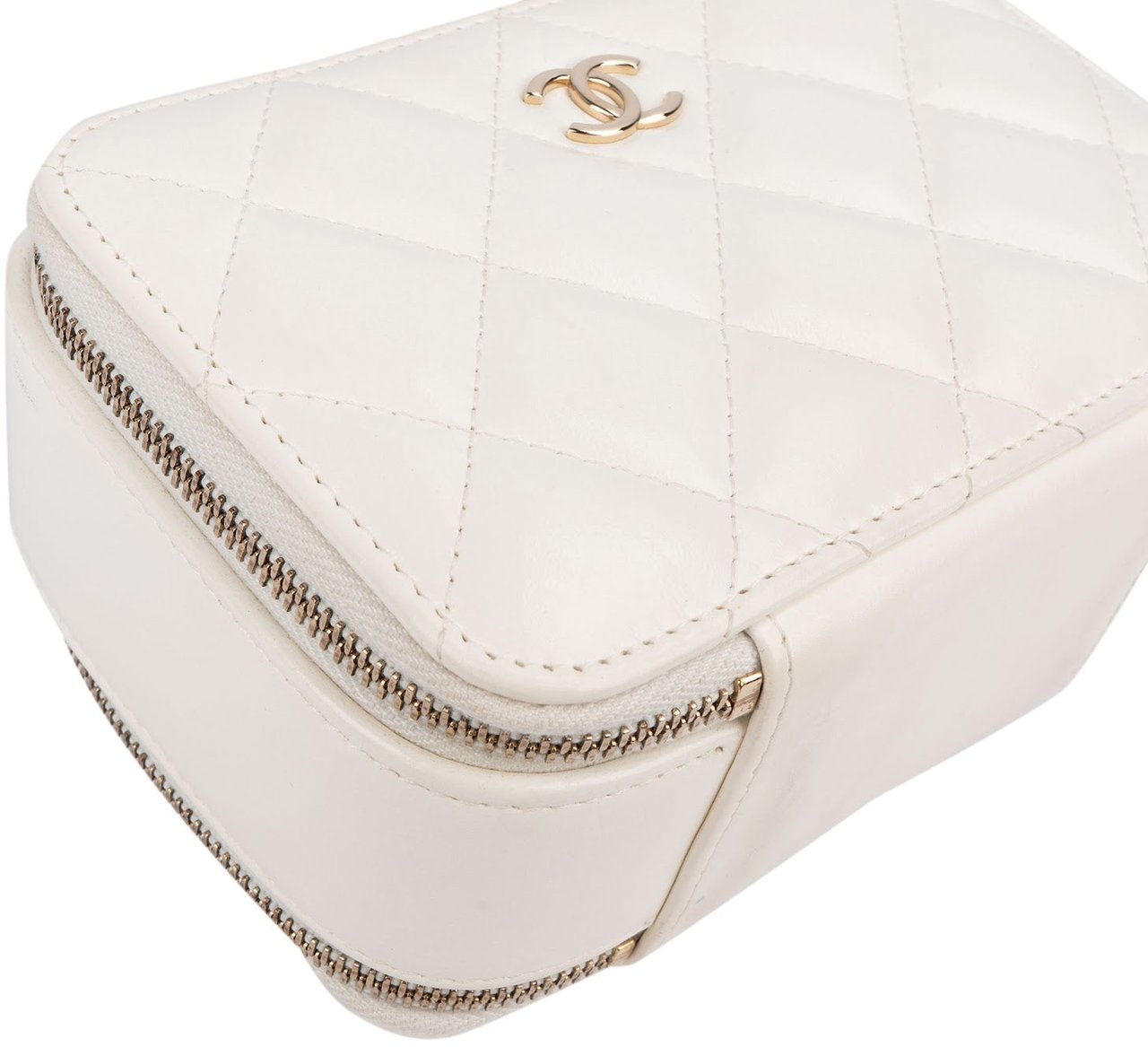 Chanel Quilted Lambskin Vanity Chain Crossbody Handbag Wit