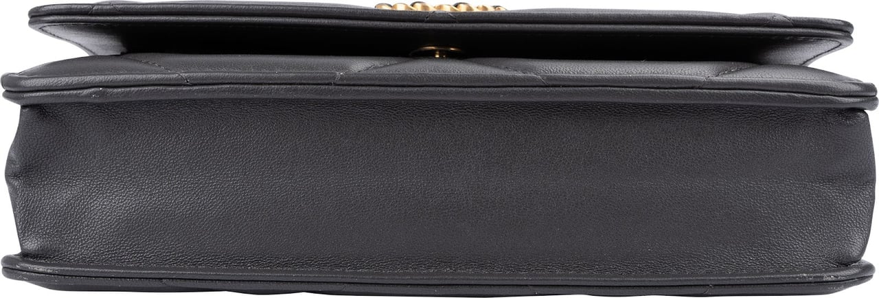 Chanel 19 Quilted Lambskin Chanel Wallet On Chain Crossbody Bag Zwart
