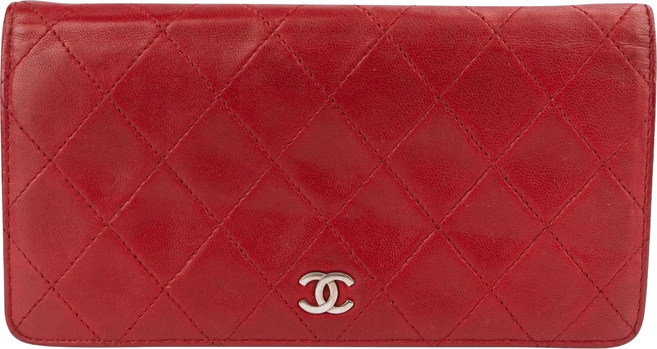 Chanel Quilted Leather Long Flap CC Wallet Rood