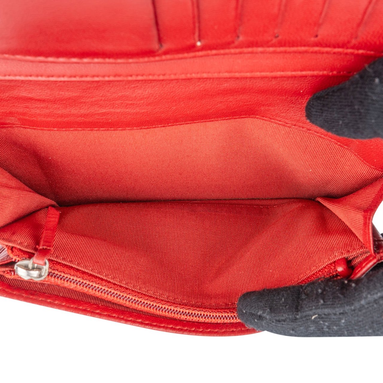 Chanel Quilted Leather Long Flap CC Wallet Rood