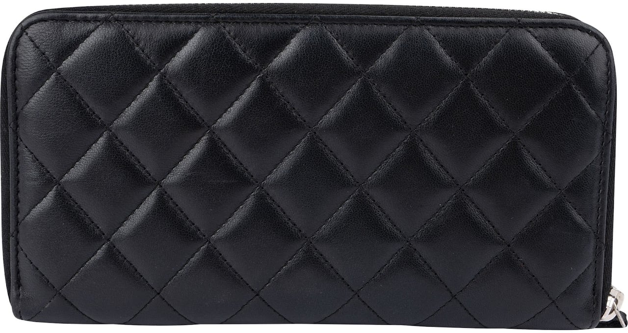 Chanel Quilted Lambskin CC Zippy Wallet Zwart