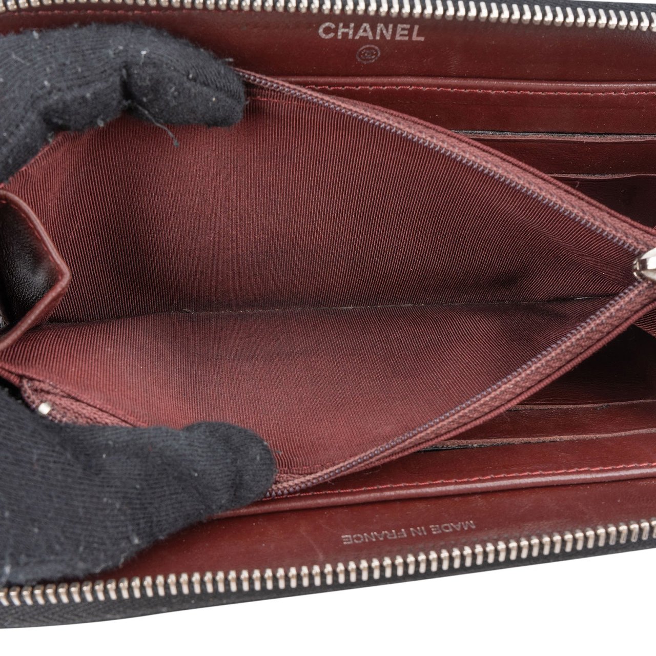 Chanel Quilted Lambskin CC Zippy Wallet Zwart
