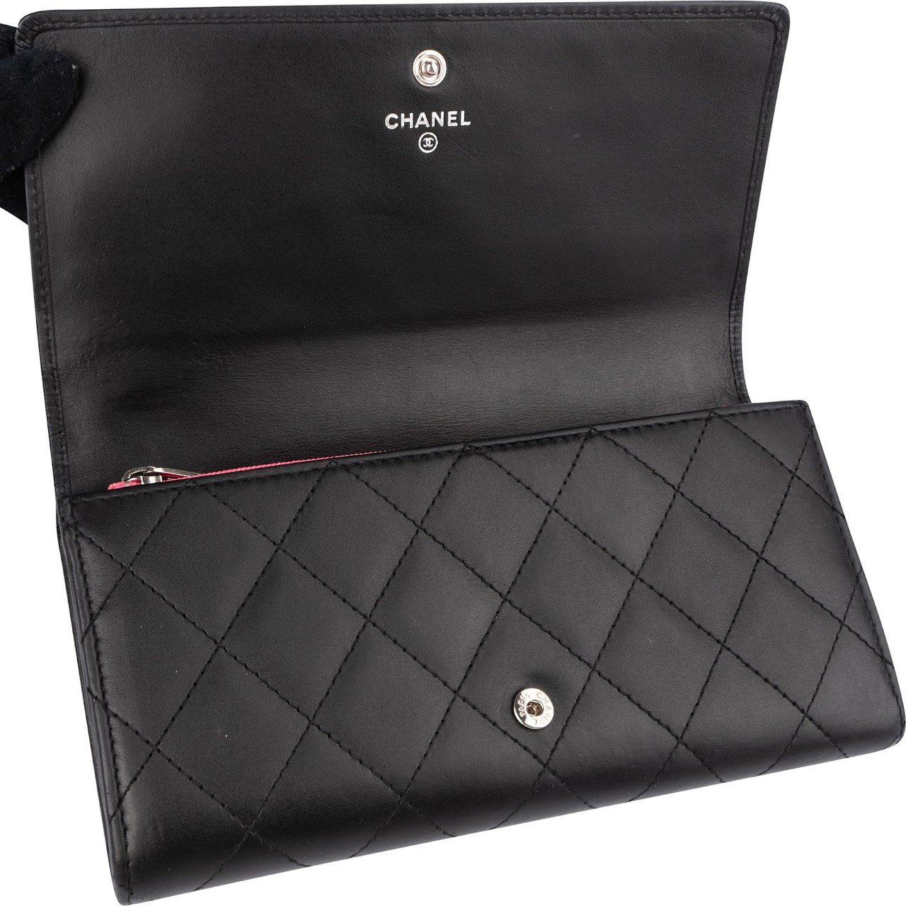 Chanel Quilted Lambskin Cambon Ligne Quilted Long Wallet Zwart