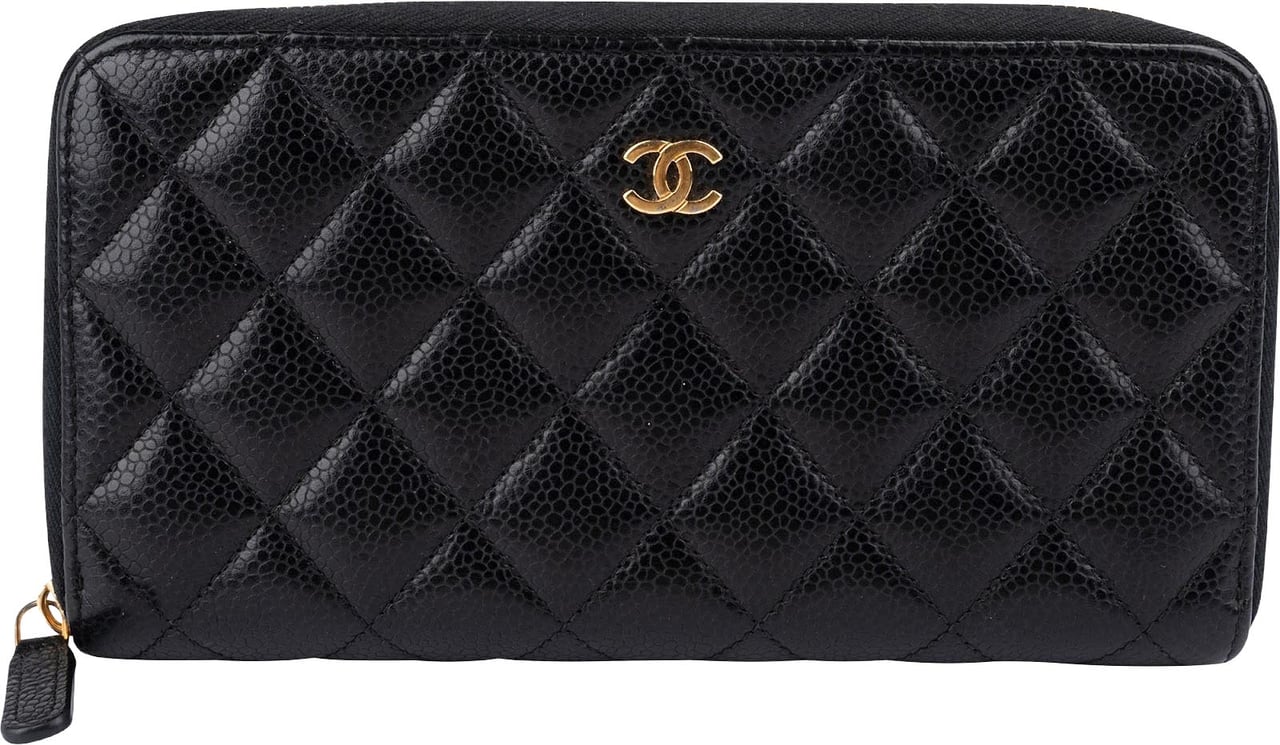 Chanel Quilted Caviar Leather CC Zippy Wallet Zwart