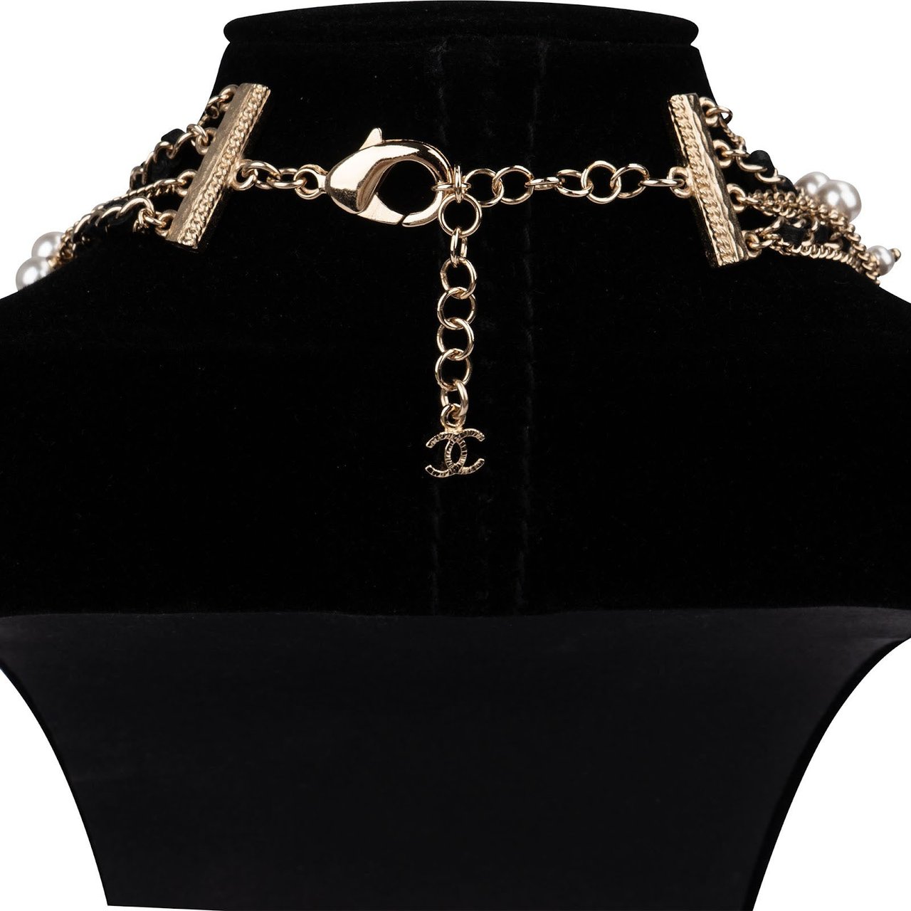 Chanel Multi-Strand Pearl Leather Chain CC Sautoir Necklace Divers