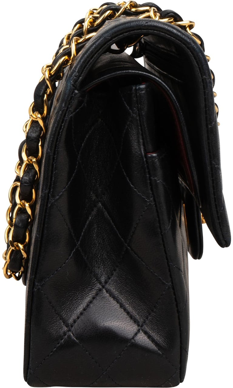 Chanel Quilted Lambskin 24K Gold Medium Double Flap Shoulder Bag Zwart