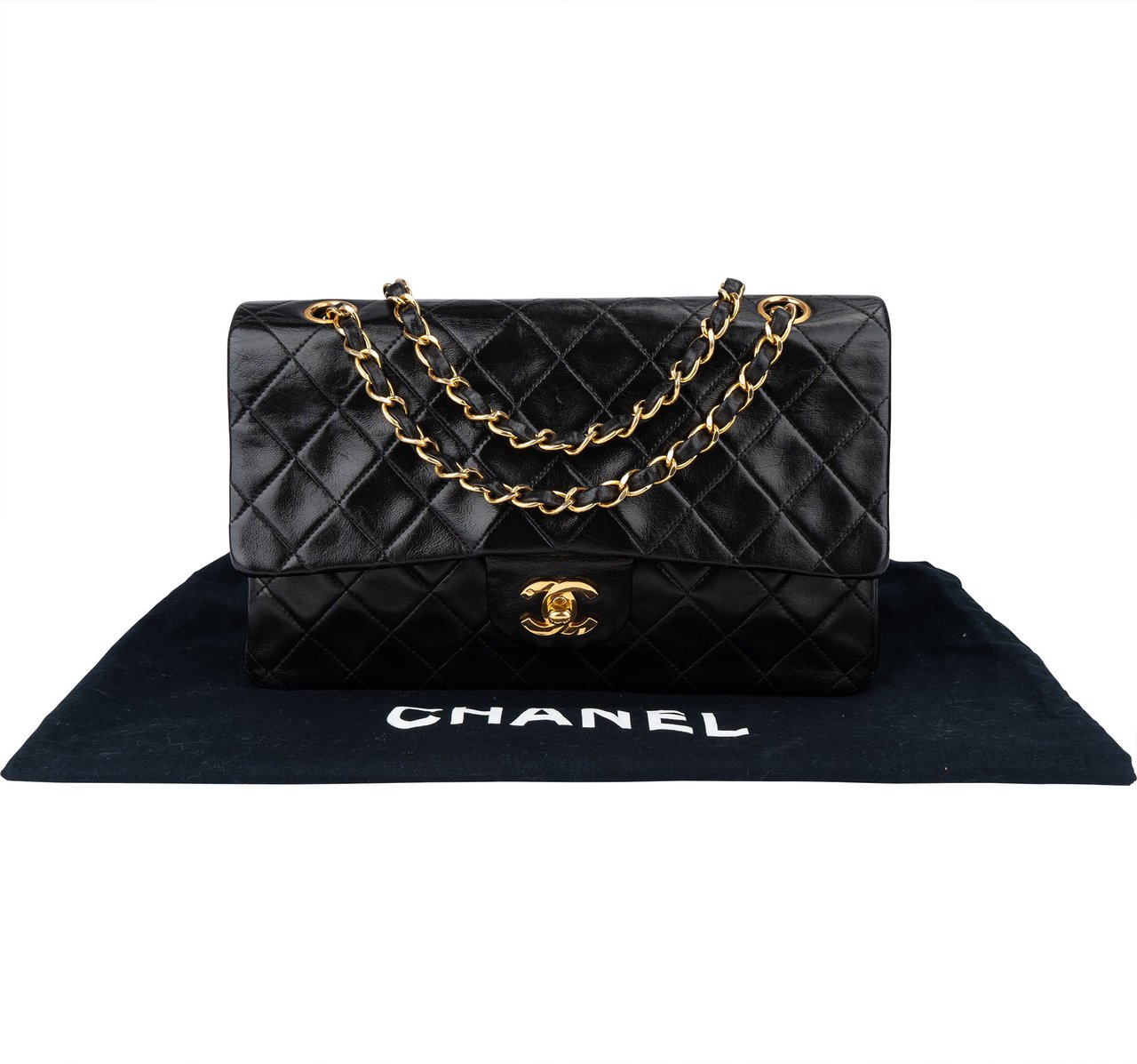 Chanel Chanel Quilted Lambskin 24K Gold Medium Double Flap Crossbody Bag Zwart