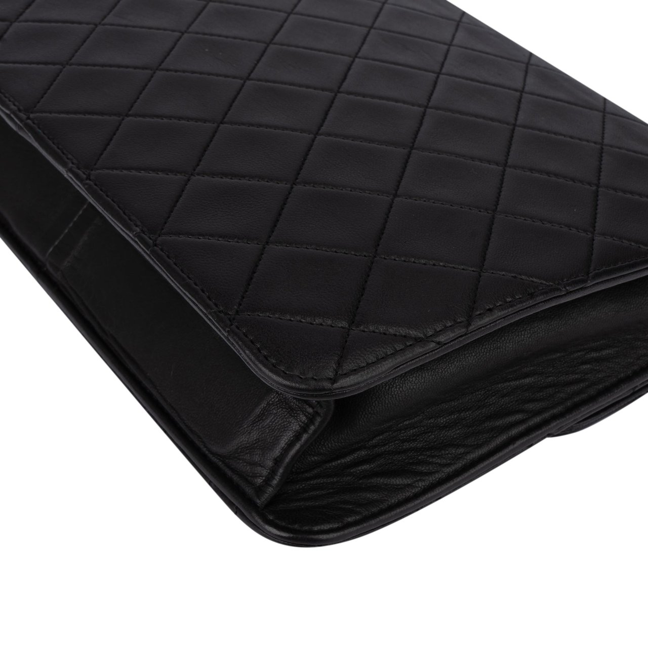 Chanel Chanel Quilted Lambskin 24K Gold Single Flap Shoulder Bag Zwart
