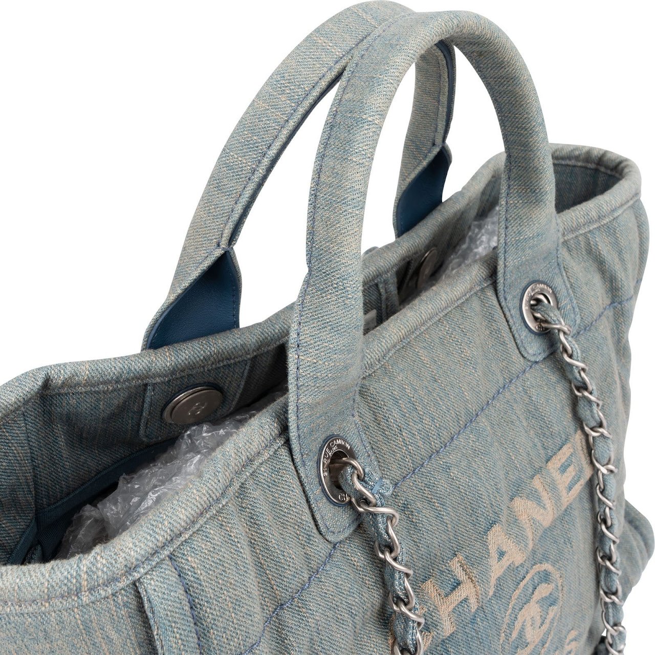Chanel Denim Deauville Small Tote Shoulder Handbag Lichtblauw