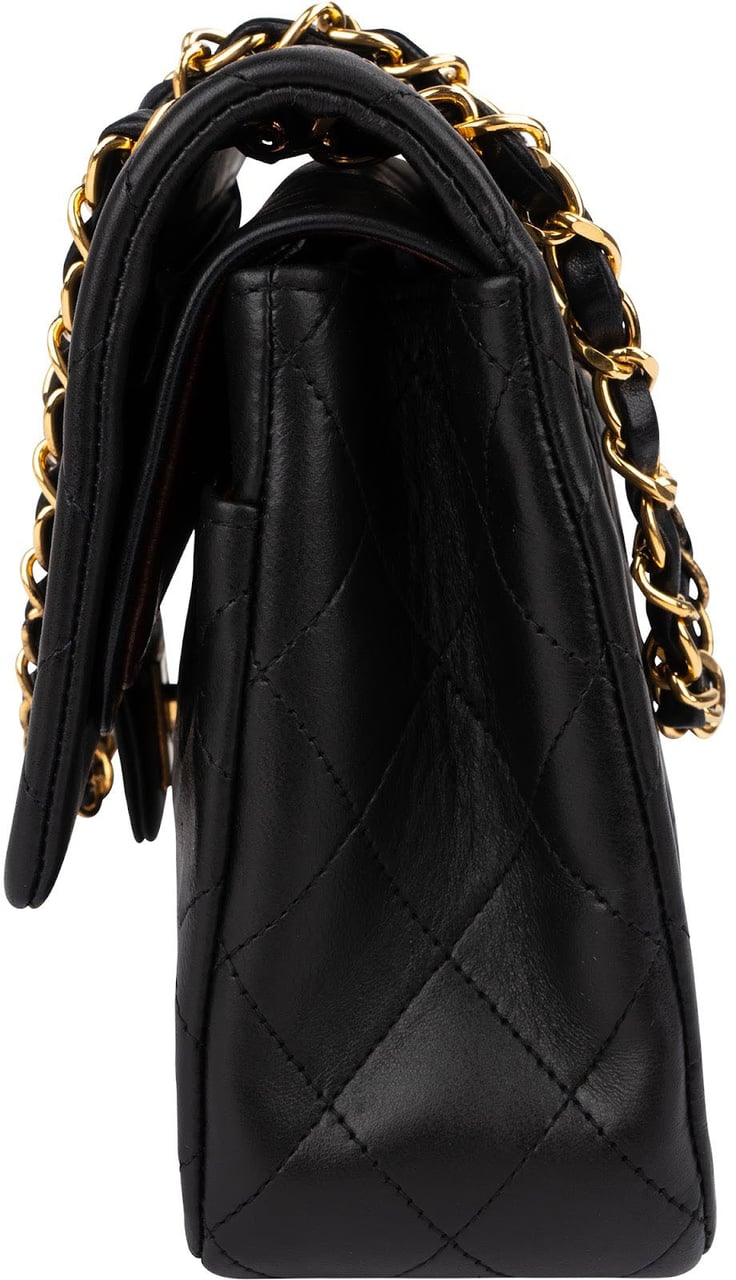 Chanel Quilted Lambskin 24K Gold Medium Double Flap Shoulder Bag Zwart