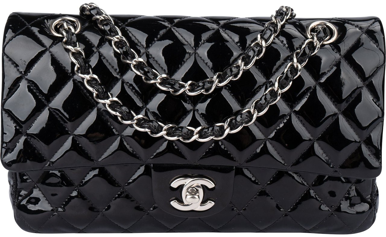 Chanel Chanel Quilted Patent Leather Palladium Medium Double Flap Crossbody Bag Zwart