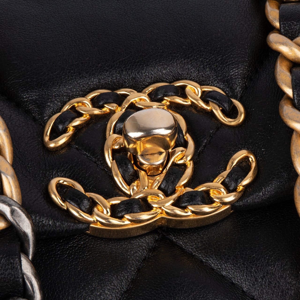 Chanel Chanel 19 Quilted Lambskin Single Flap Crossbody Bag Small Divers