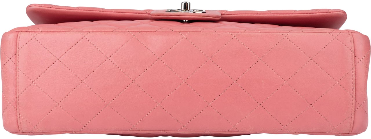 Chanel Chanel Quilted Lambskin Palladium Maxi Double Flap Crossbody Bag Rood