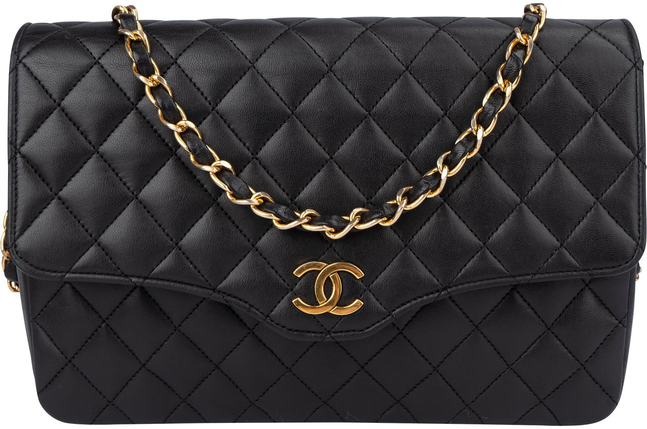 Chanel Chanel Quilted Lambskin Single Flap Shoulder Bag Zwart