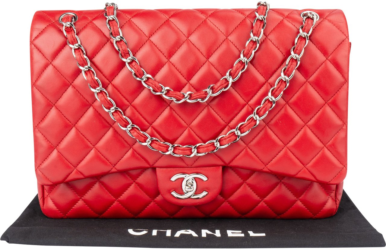 Chanel Chanel Quilted Lambskin Palladium Maxi Double Flap Crossbody Bag Rood
