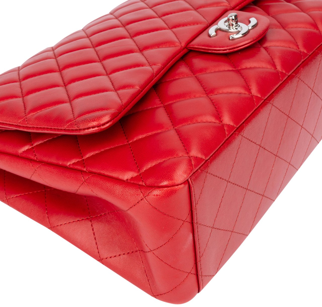Chanel Chanel Quilted Lambskin Palladium Maxi Double Flap Crossbody Bag Rood