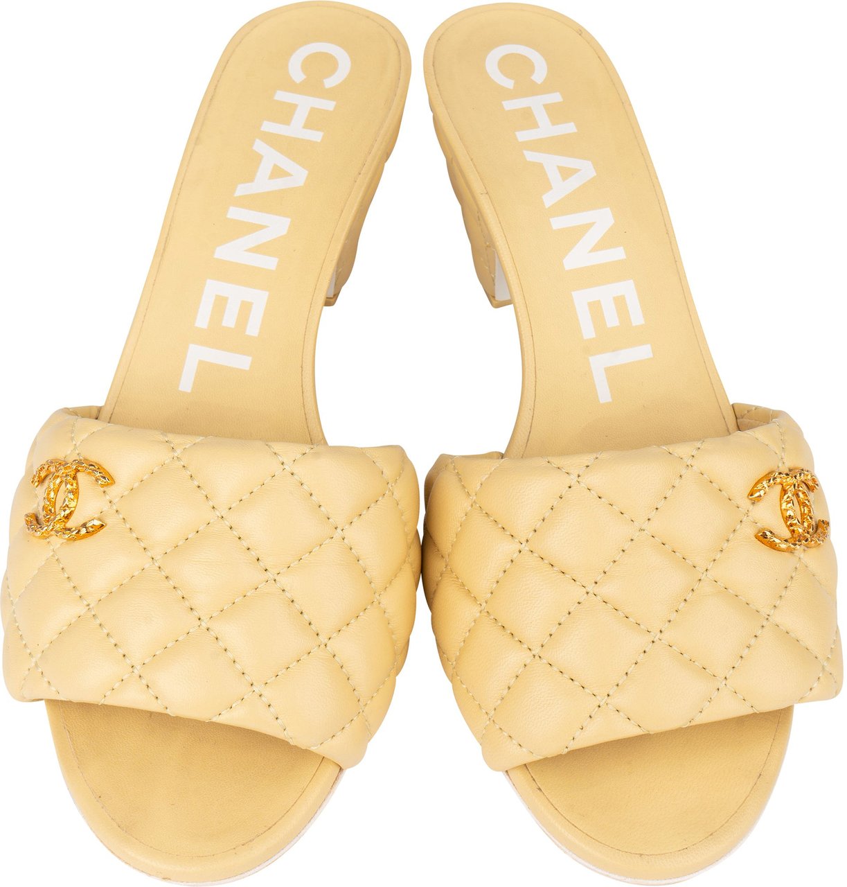 Chanel Chanel Quilted Lambskin CC Sandals (38) Geel