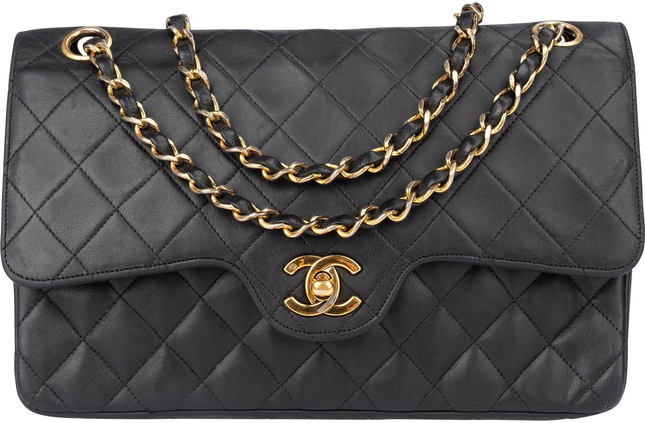 Chanel Chanel Quilted Lambskin 24K Gold Medium Double Flap Crossbody Bag Zwart