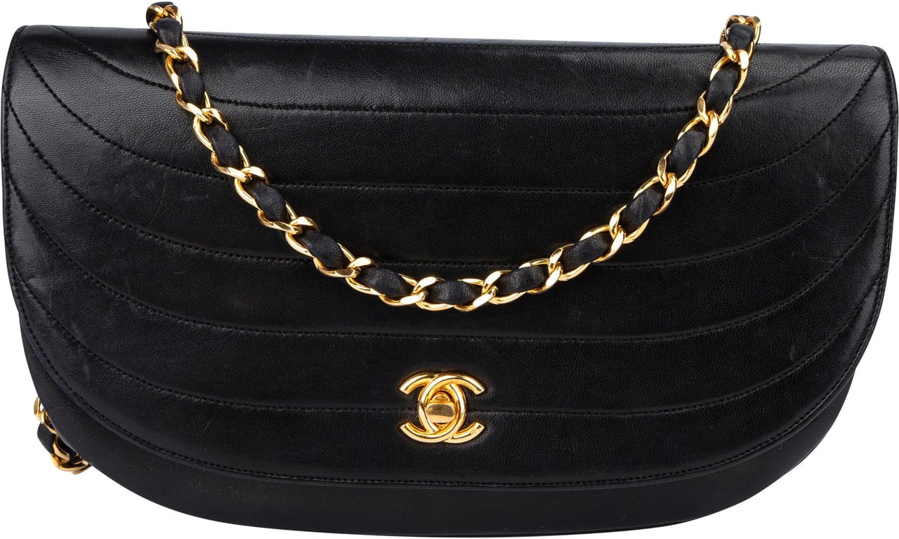 Chanel Chanel Quilted Lambskin 24K Gold Single Flap Shoulder Bag Zwart