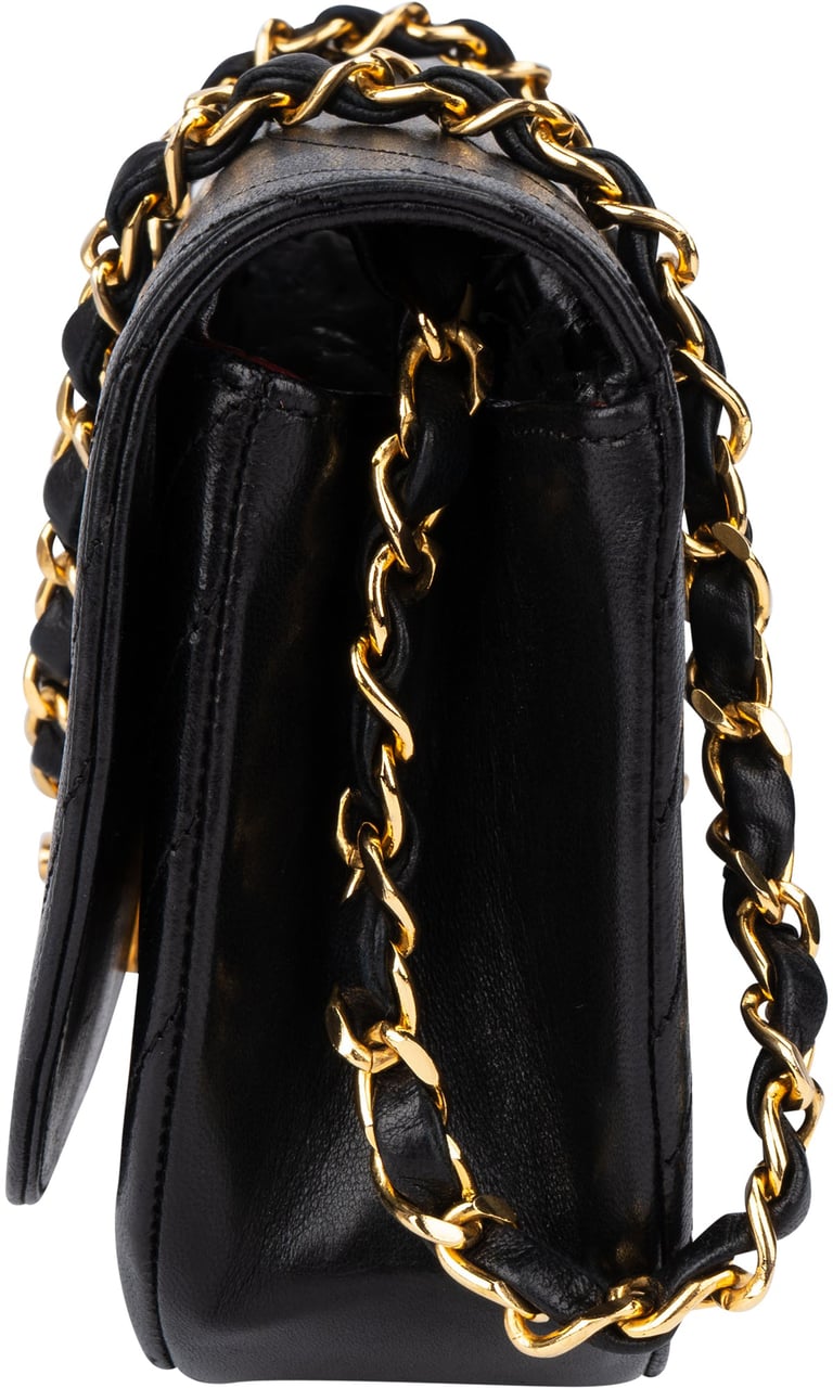Chanel Chanel Quilted Lambskin 24K Gold Single Flap Shoulder Bag Zwart
