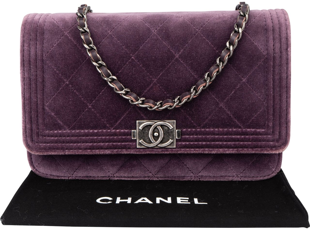 Chanel Chanel Quilted Velvet Boy Wallet On Chain Crossbody Bag Paars